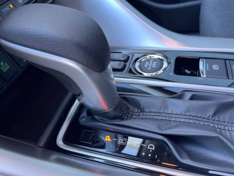2026 Mitsubishi Eclipse Cross SE