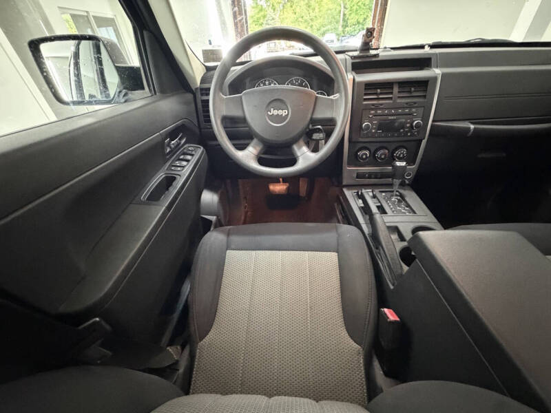 2010 Jeep Liberty Sport