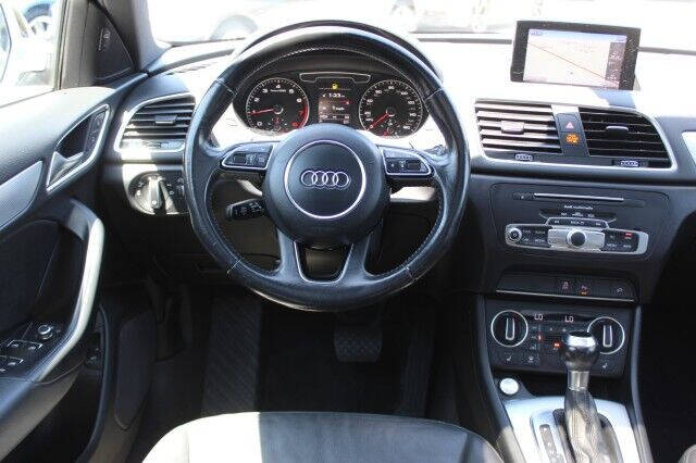 2016 Audi Q3 2.0T quattro Premium Plus