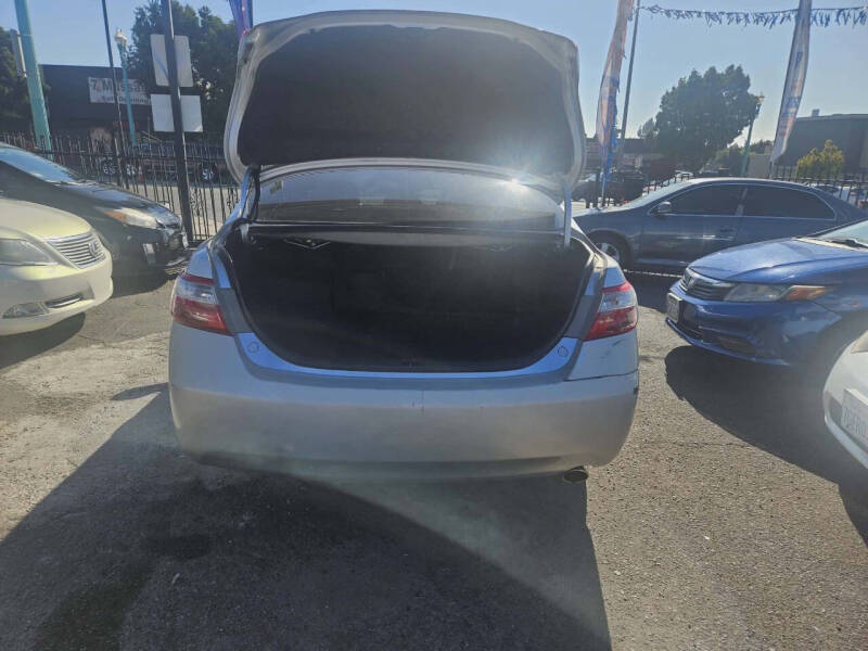 2008 Toyota Camry Hybrid