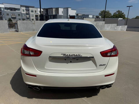 2015 Maserati Ghibli