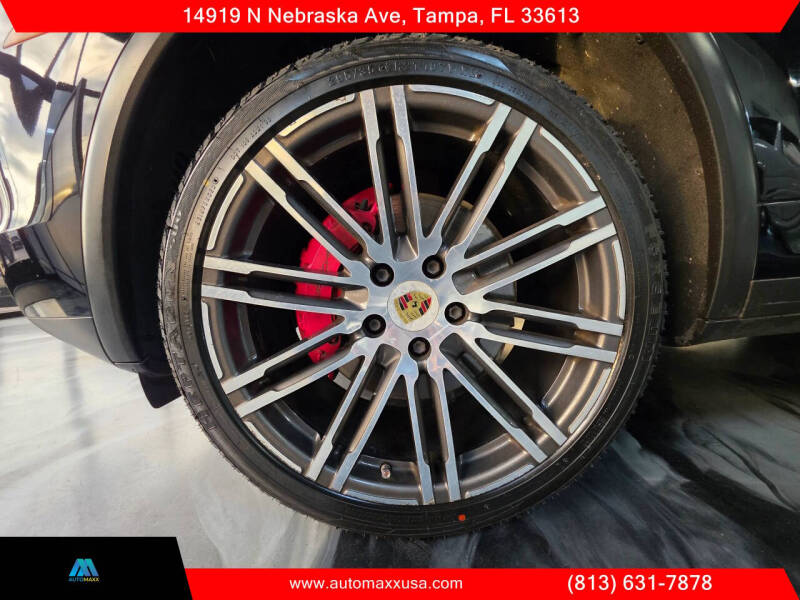 2016 Porsche Cayenne S