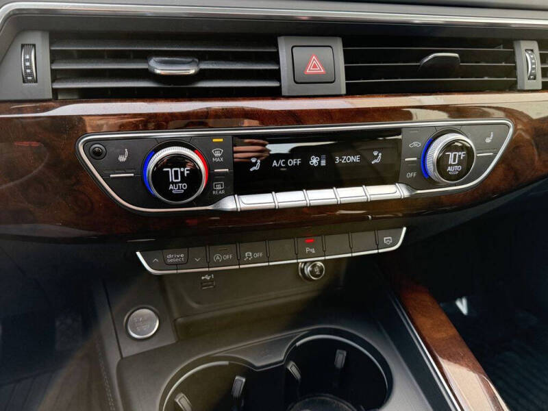 2019 Audi A4 quattro Premium Plus 45 TFSI