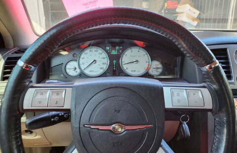2006 Chrysler 300 SRT-8