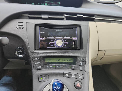 2010 Toyota Prius II