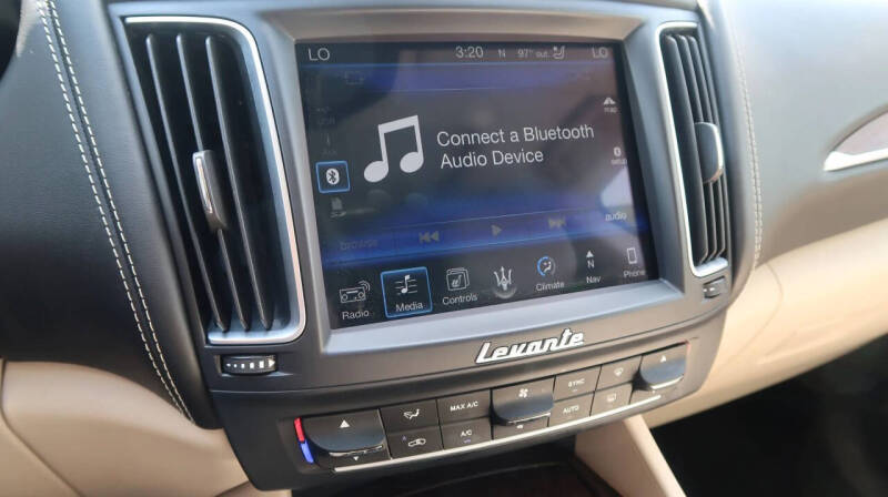 2017 Maserati Levante