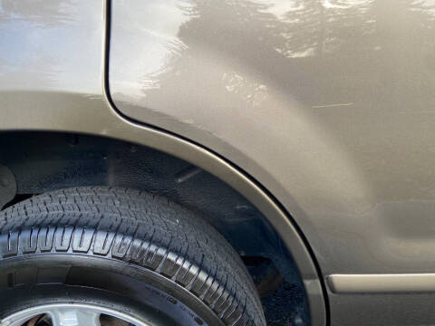 2005 Ford Explorer XLT