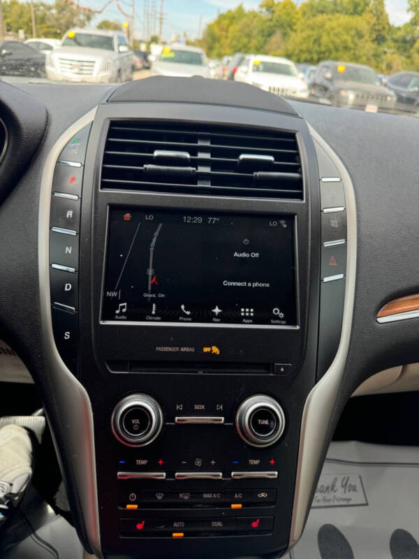 2017 Lincoln MKC Select