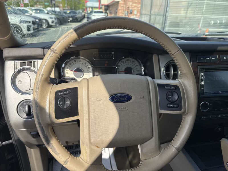 2012 Ford Expedition XLT