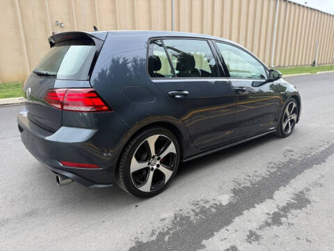 2018 Volkswagen Golf GTI S