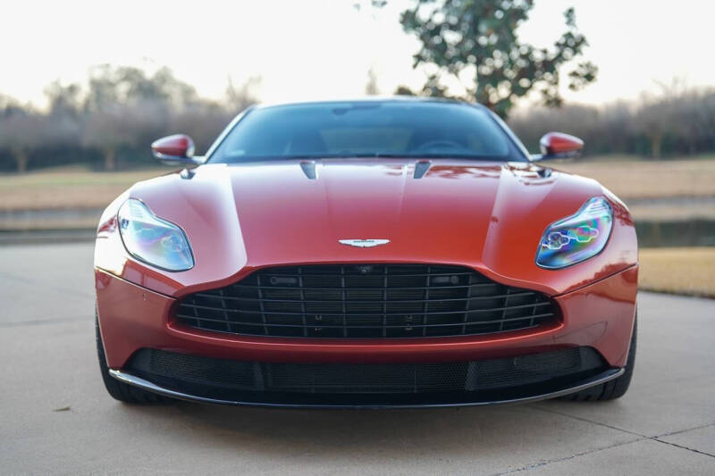 2017 Aston Martin DB11