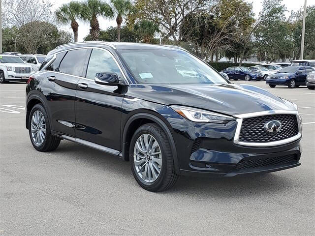 2025 Infiniti QX50 Luxe