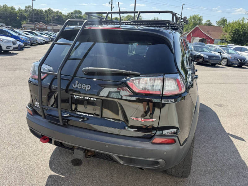 2020 Jeep Cherokee Trailhawk