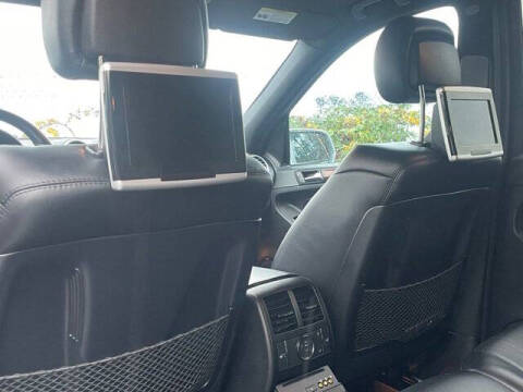 2010 Mercedes-Benz M-Class ML 63 AMG