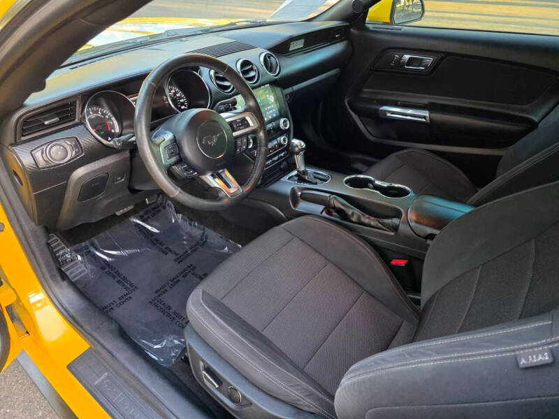 2015 Ford Mustang V6