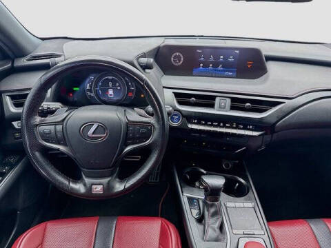 2022 Lexus UX 250h F SPORT