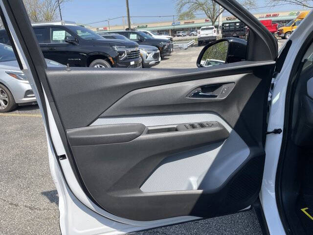 2027 Chevrolet Bolt LT