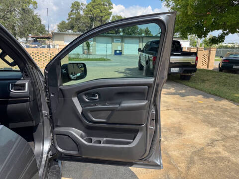 2018 Nissan Titan SL