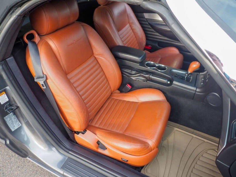 2003 Ford Thunderbird