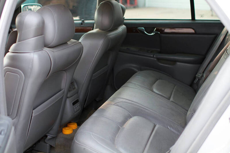 2001 Cadillac DeVille DTS