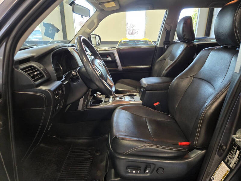 2017 Toyota 4Runner SR5 Premium