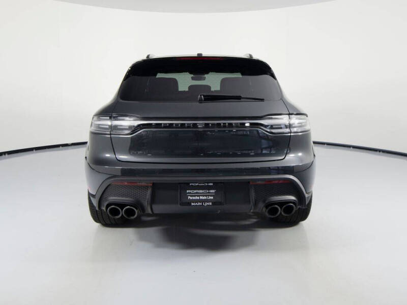 2026 Porsche Macan