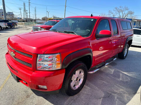 2011 Chevrolet Silverado 1500 for sale at AutoMax Used Cars of Toledo in Oregon OH