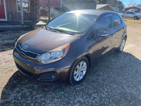 2013 Kia Rio 5-Door for sale at E&E Motors in Hattiesburg MS