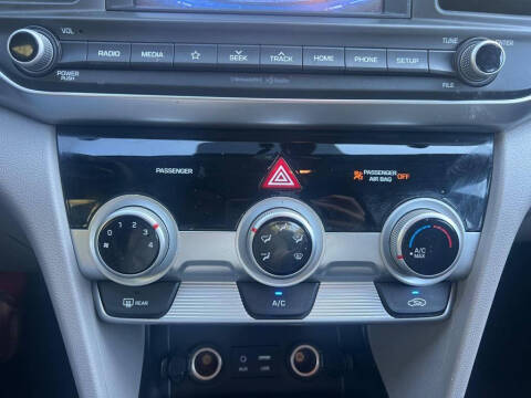 2019 Hyundai Elantra