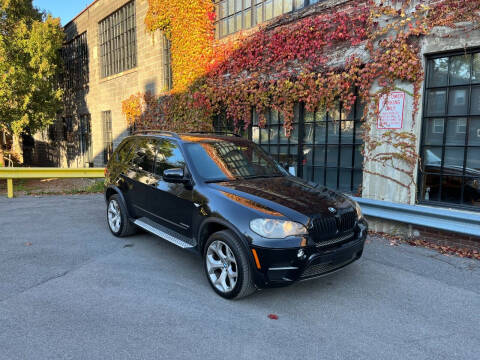 2011 BMW X5 for sale at Apple Auto Sales Inc in Camillus NY