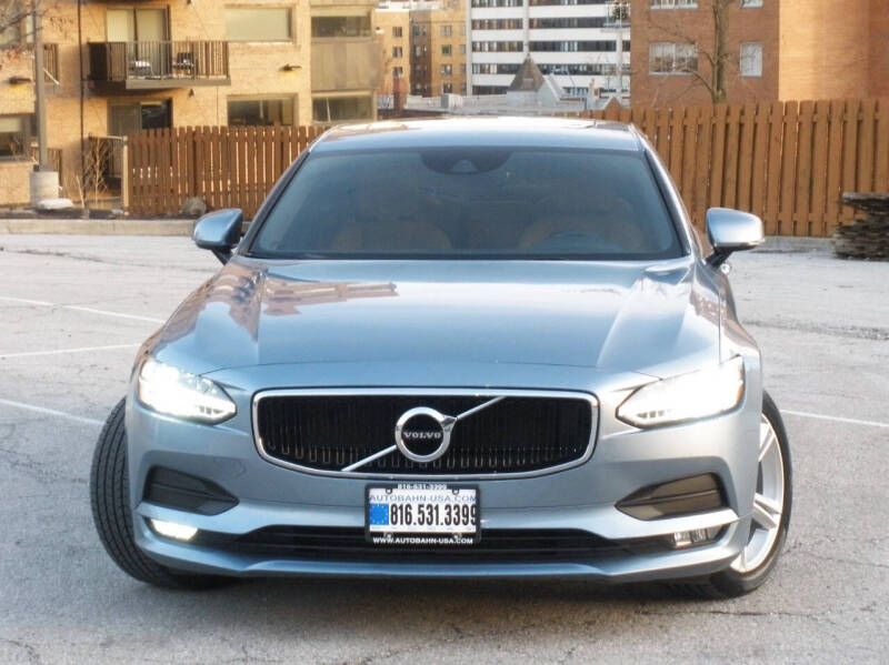 2018 Volvo S90 T5 Momentum