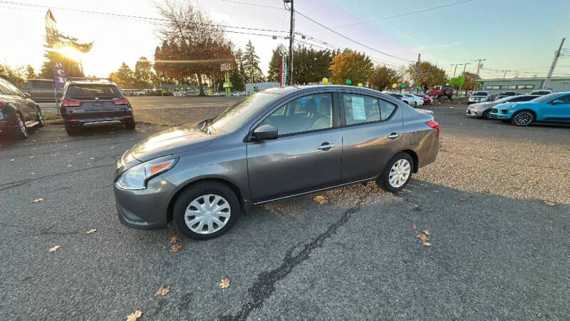 2018 Nissan Versa