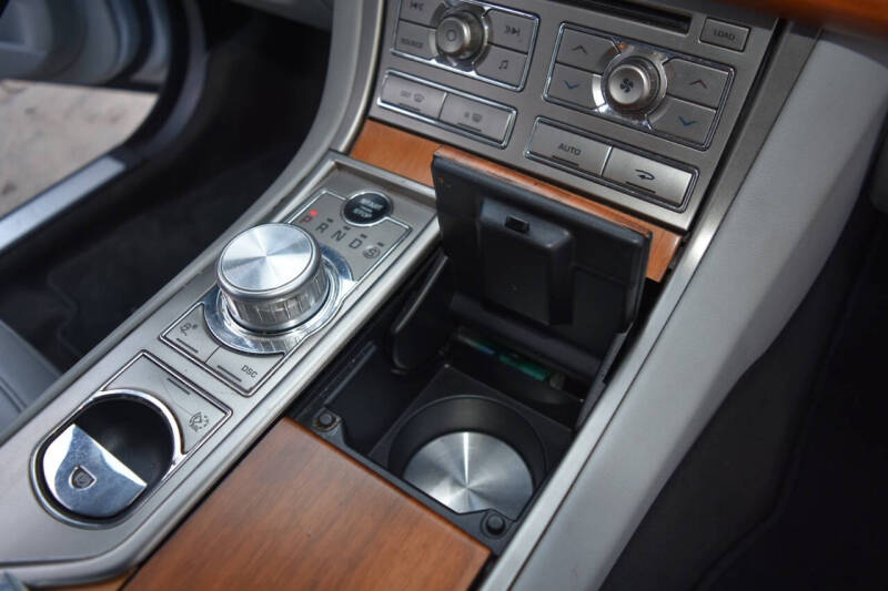 2009 Jaguar XF Luxury