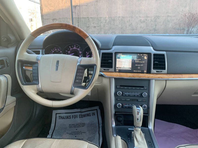 2012 Lincoln MKZ