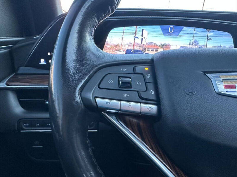 2022 Cadillac Escalade ESV Premium Luxury