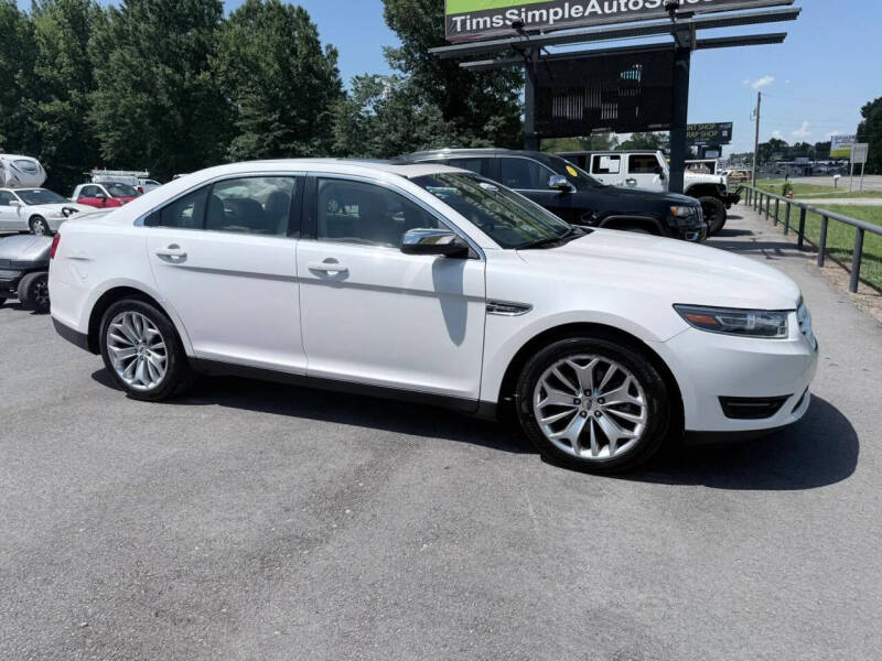 2017 Ford Taurus Limited
