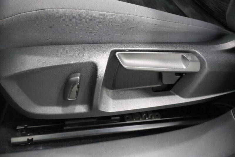 2022 Volkswagen ID.4 Pro