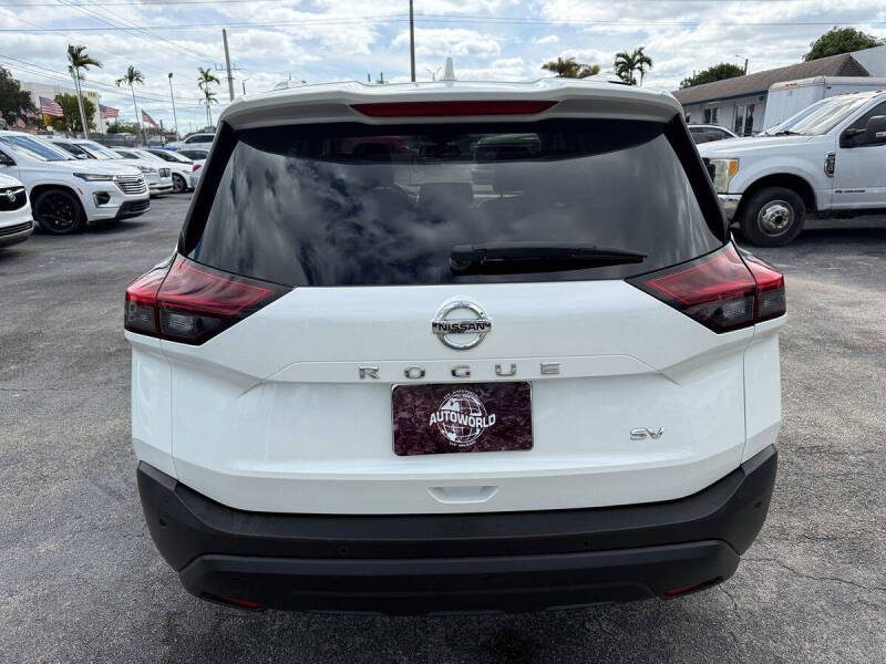 2021 Nissan Rogue SL