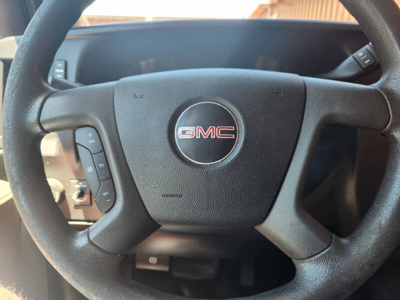 2017 GMC Savana 2500