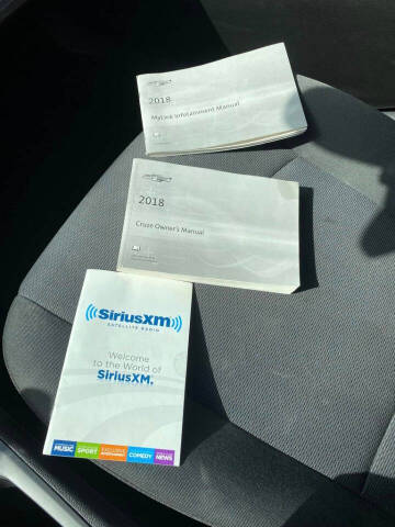 2018 Chevrolet Cruze LT Auto