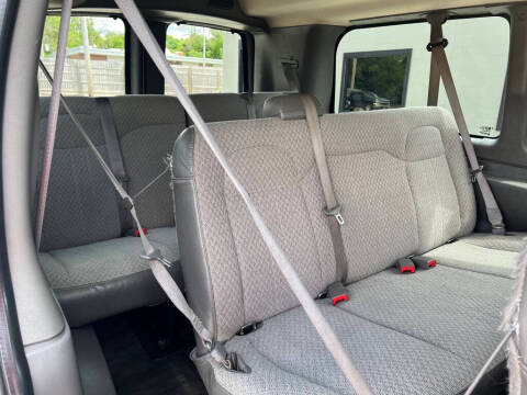 2016 Chevrolet Express LT 2500