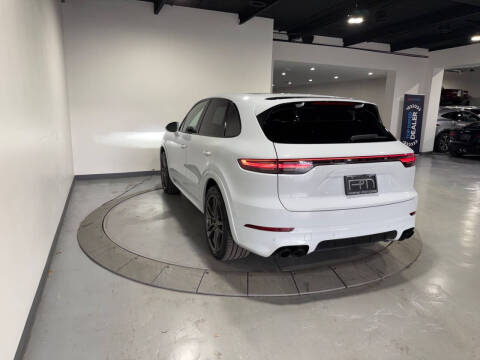 2022 Porsche Cayenne