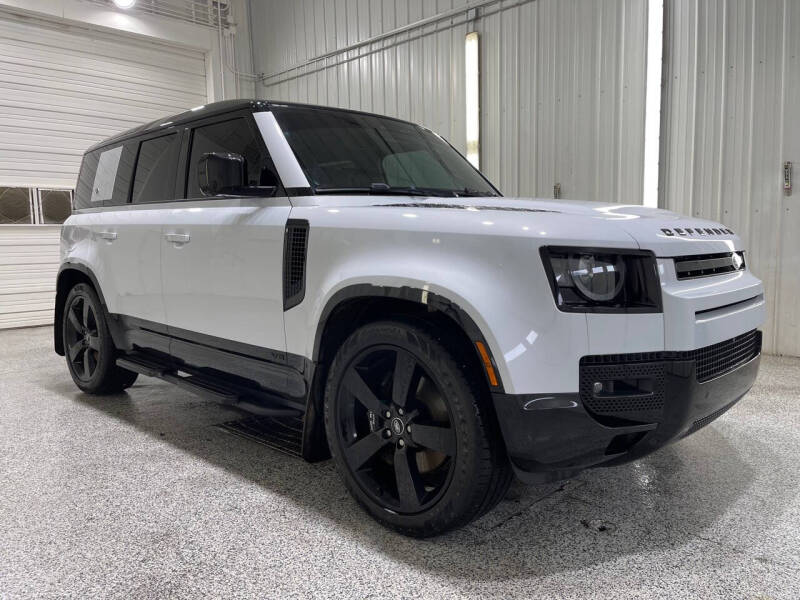 2022 Land Rover Defender 110 V8