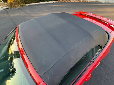 2004 Ford Mustang Deluxe