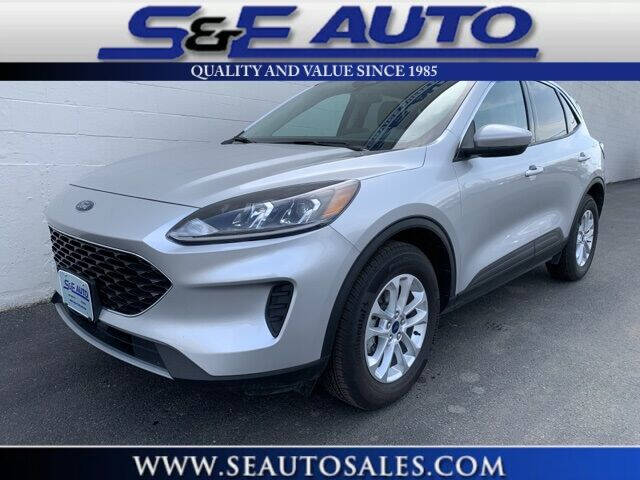2020 Ford Escape SE