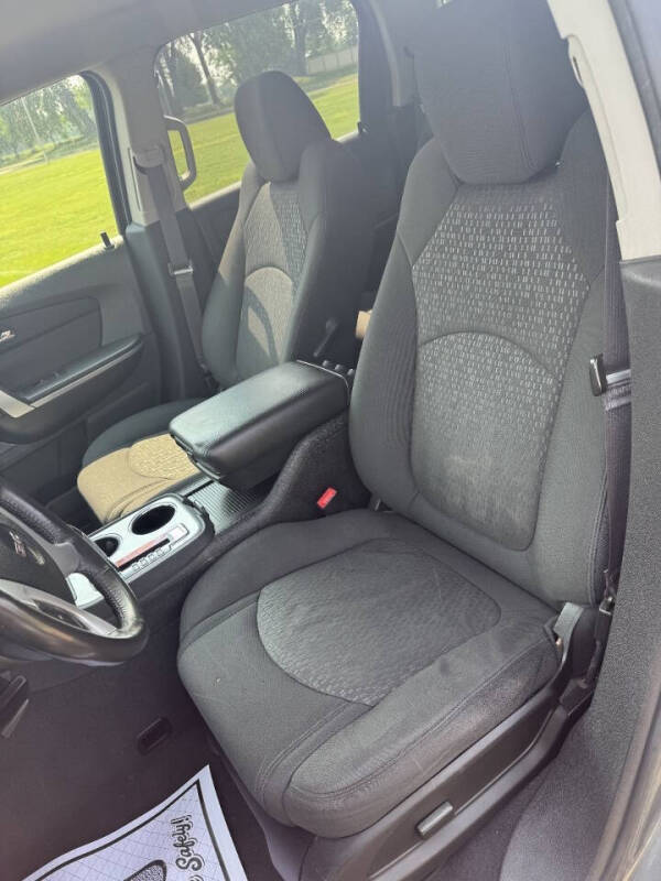 2011 GMC Acadia SLE