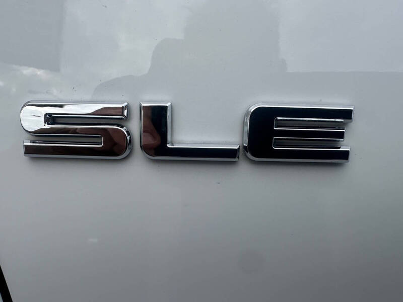 2017 GMC Acadia SLE-2