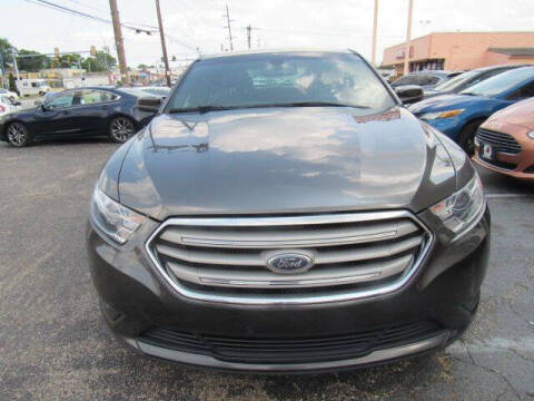 2017 Ford Taurus SEL