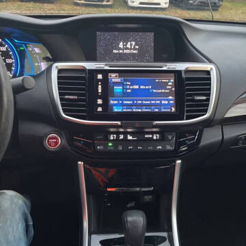 2017 Honda Accord Hybrid Touring