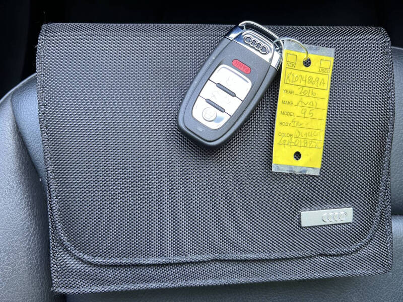 2016 Audi Q5 2.0T quattro Premium Plus